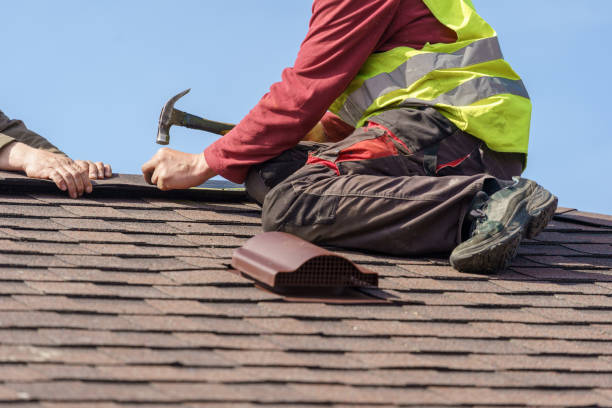 Best Storm Damage Roof Repair  in Kaukauna, WI